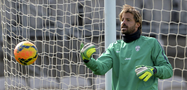 佩林：斯帕莱蒂正努力在技术层面带来新的概念，他非常细致（佩林：斯帕莱蒂致力于在技战术层面引入新理念，且极为细致）