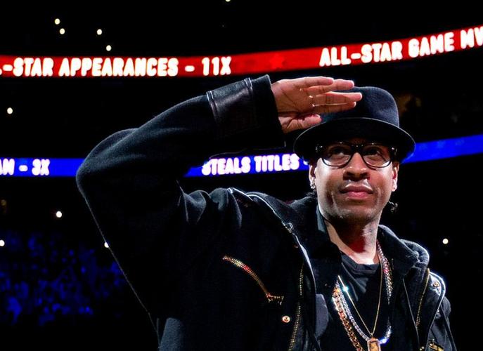 柔佛主帅：球员们在与申花的比赛中表现非常出色，我非常满意（柔佛主帅盛赞队员战申花发挥：非常满意）