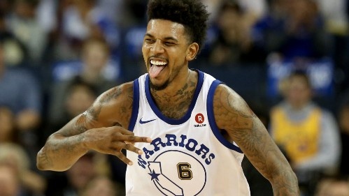 孔萨：凯恩给球队设立标准，那自然而然会激励我们（孔萨：凯恩树立球队标杆，激励着我们）