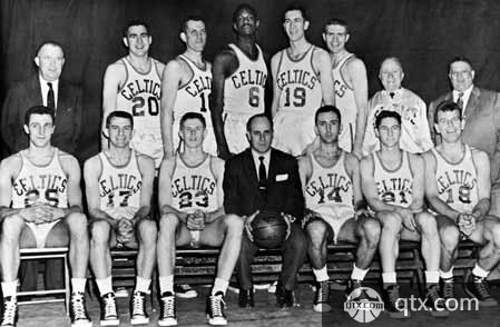 库里生涯首次命中12记三分却输球，此前4战全胜（库里生涯首次命中12记三分仍遭败北，球队此前四战全胜）