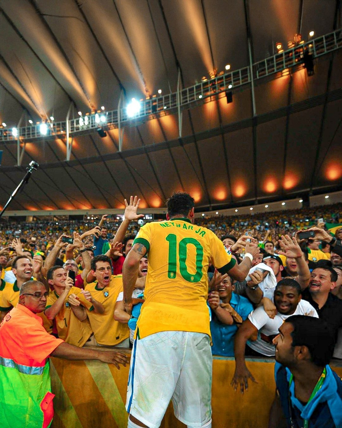 记者称阿隆索已被解雇只差官宣，阿韦洛亚或接任（媒体称阿隆索已下课待官宣，阿韦洛亚有望接任）