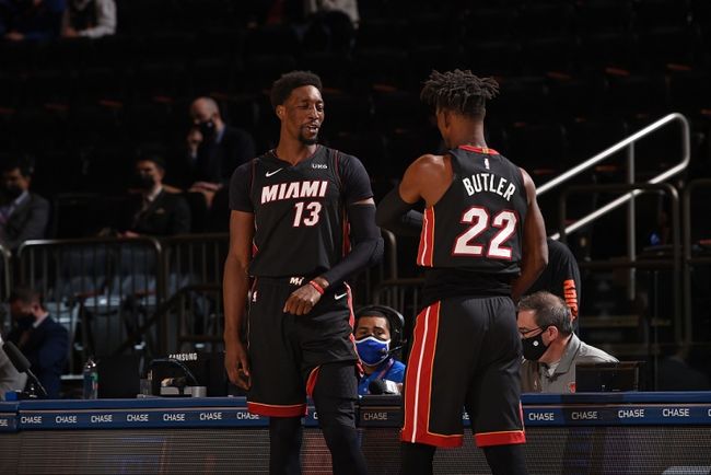 世欧预半场：赖斯造险，胡萨伊伤退，英格兰0-0阿尔巴尼亚（欧洲区世预赛半场：赖斯制造险情，胡萨伊伤退，英格兰暂0-0阿尔巴尼亚）