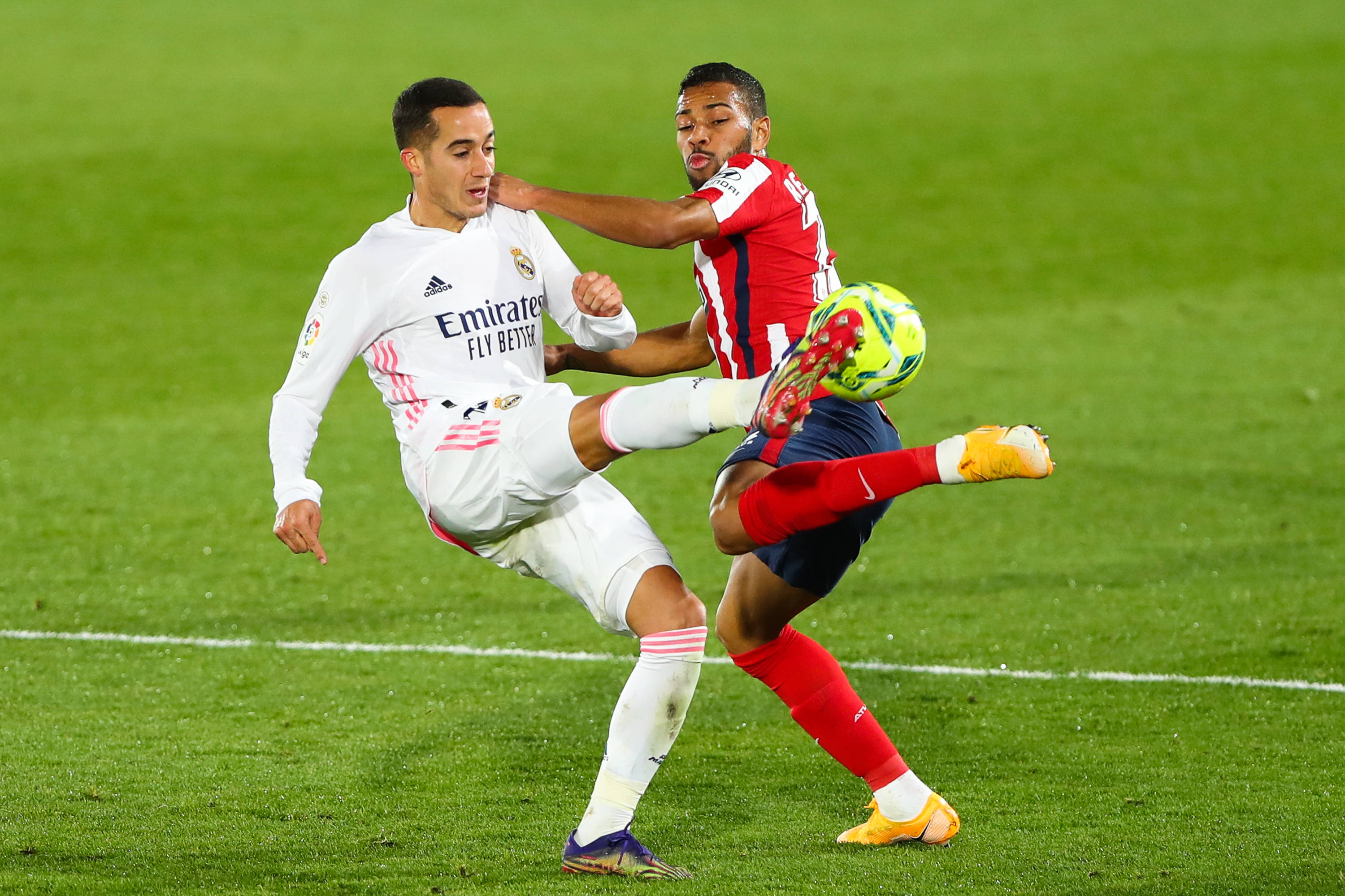 3-0大胜后的@埃尔切足球俱乐部 为大家带来一段胜利之舞（3-0告捷后，@埃尔切足球俱乐部献上胜利之舞）