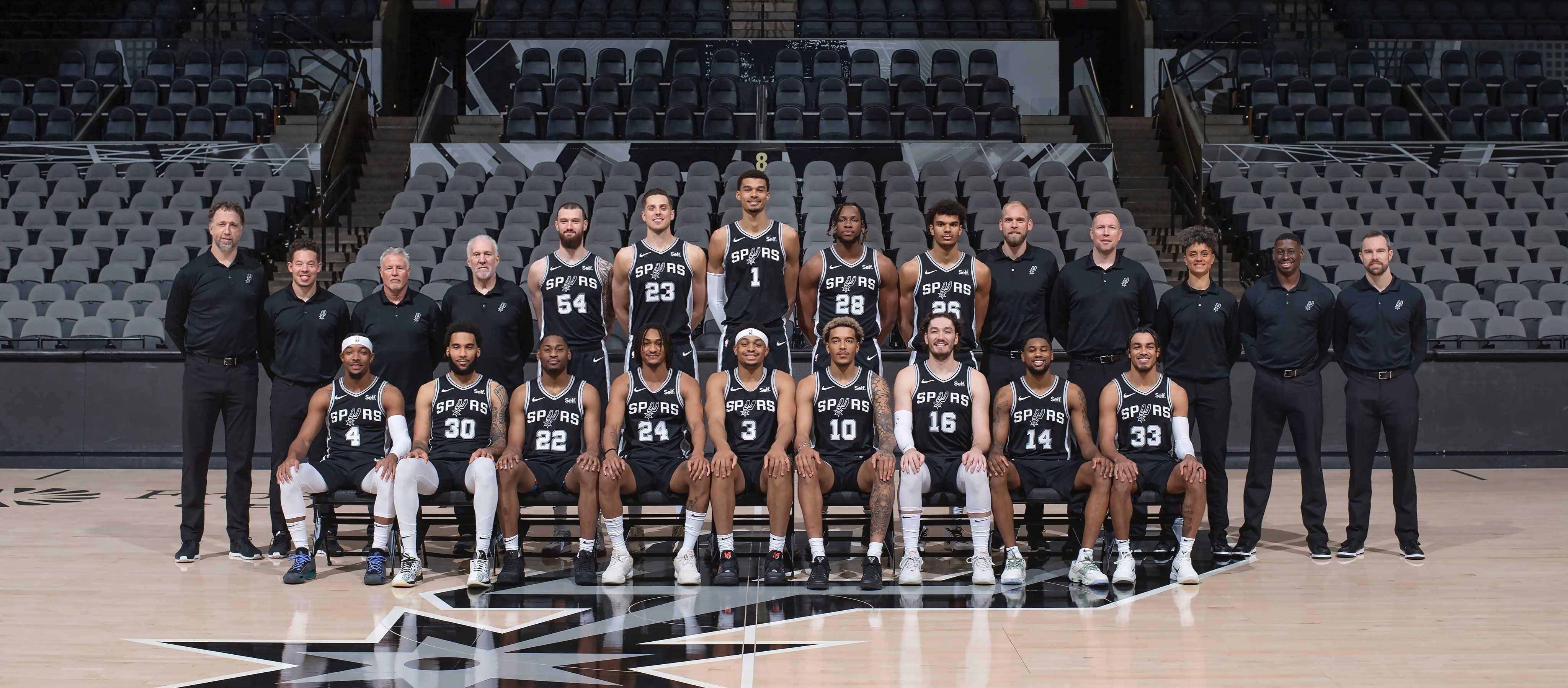 从阿尔梅里亚和埃尔切（对阵皇家马德里）丑闻，到贝蒂斯-巴萨：裁判风波再起（从阿尔梅里亚、埃尔切战皇马的丑闻到贝蒂斯对巴萨：裁判争议卷土重来）