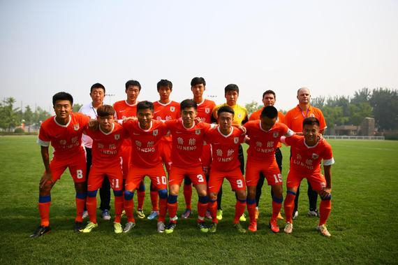 广岛后卫：我有在中国客场作战的经历，比赛开局阶段至关重要（广岛后卫谈中国客场经验：关键在开局）